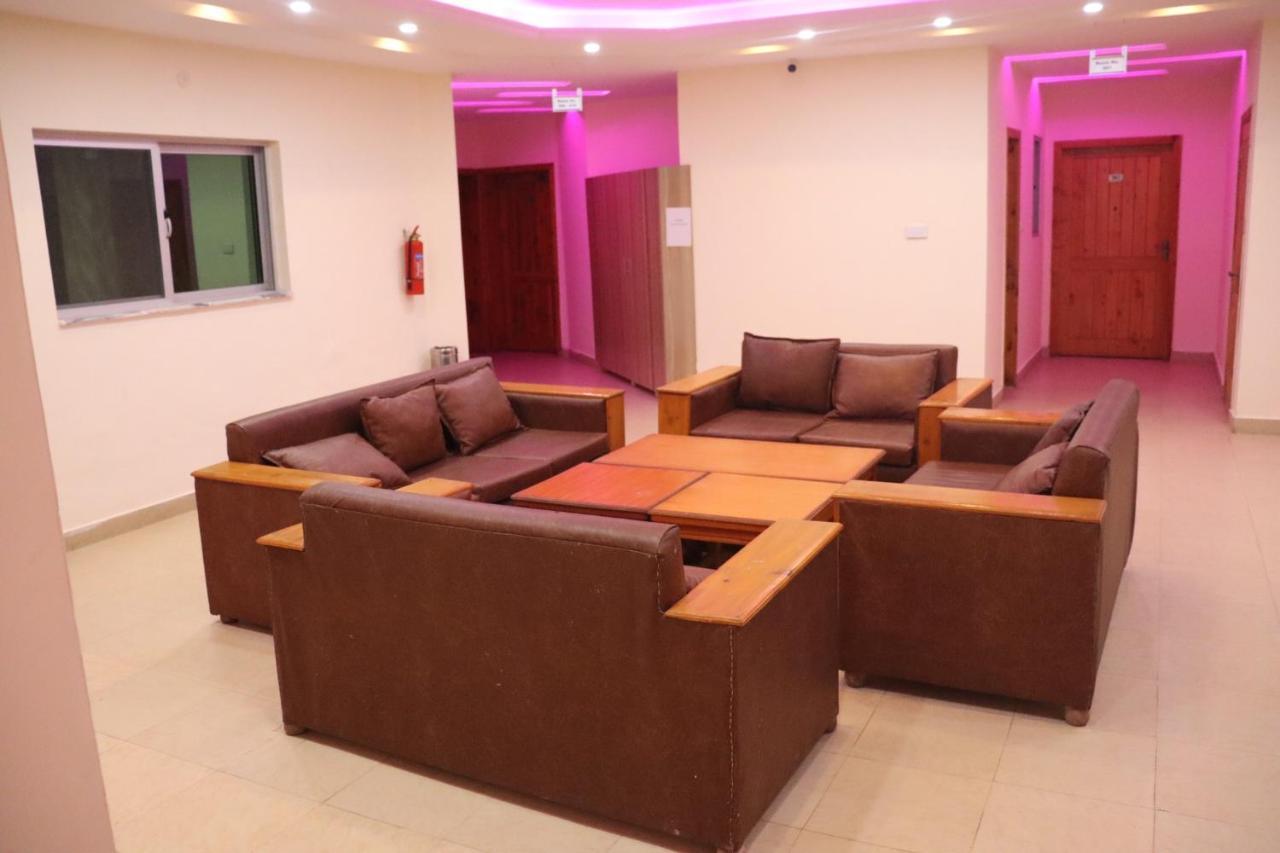 Hotel Al Azeem Ayubia Luaran gambar