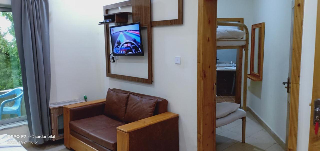 Hotel Al Azeem Ayubia Luaran gambar